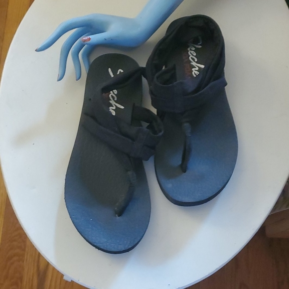 skechers yoga sandals